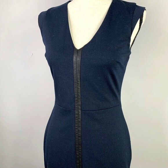 Banana Republic Sleeveless Sheath Dress Women O Navy Faux Leather Front Detail - Picture 6 of 12